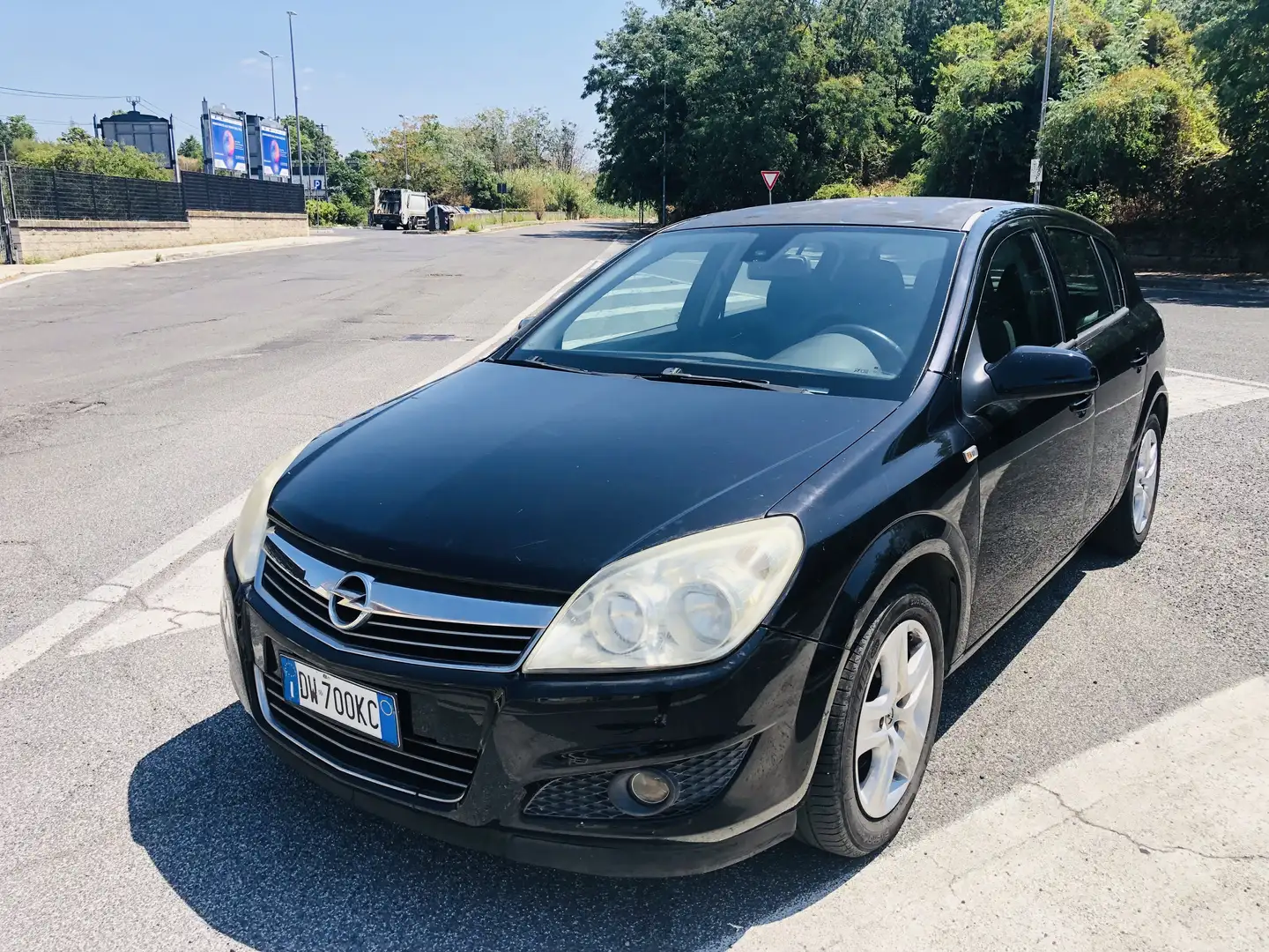 Opel Astra 5p 1.4 Enjoy Gpl-tech garanzia 12 mesi Nero - 1