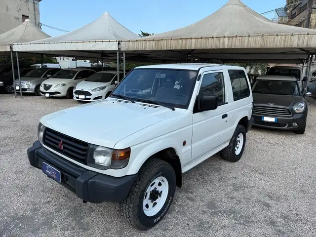Mitsubishi Pajero Pajero Metal Top 2.5 tdi GLX Comfort
