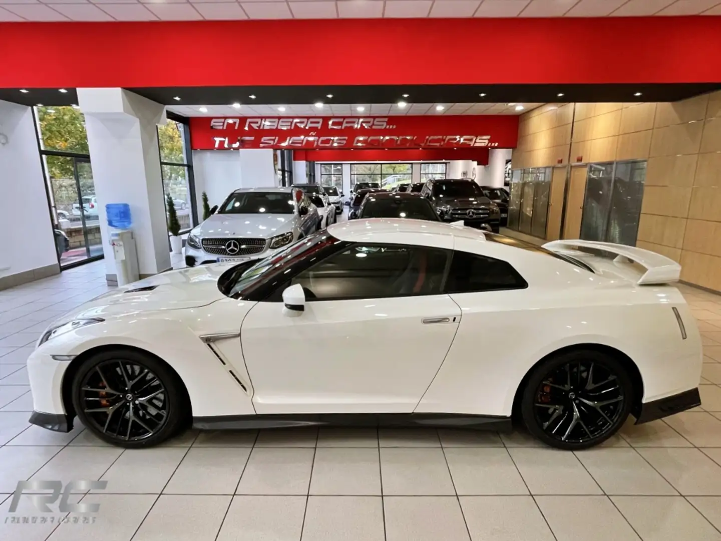 Nissan GT-R 3.8 V6 570 Black Edition Aut. Blanco - 2