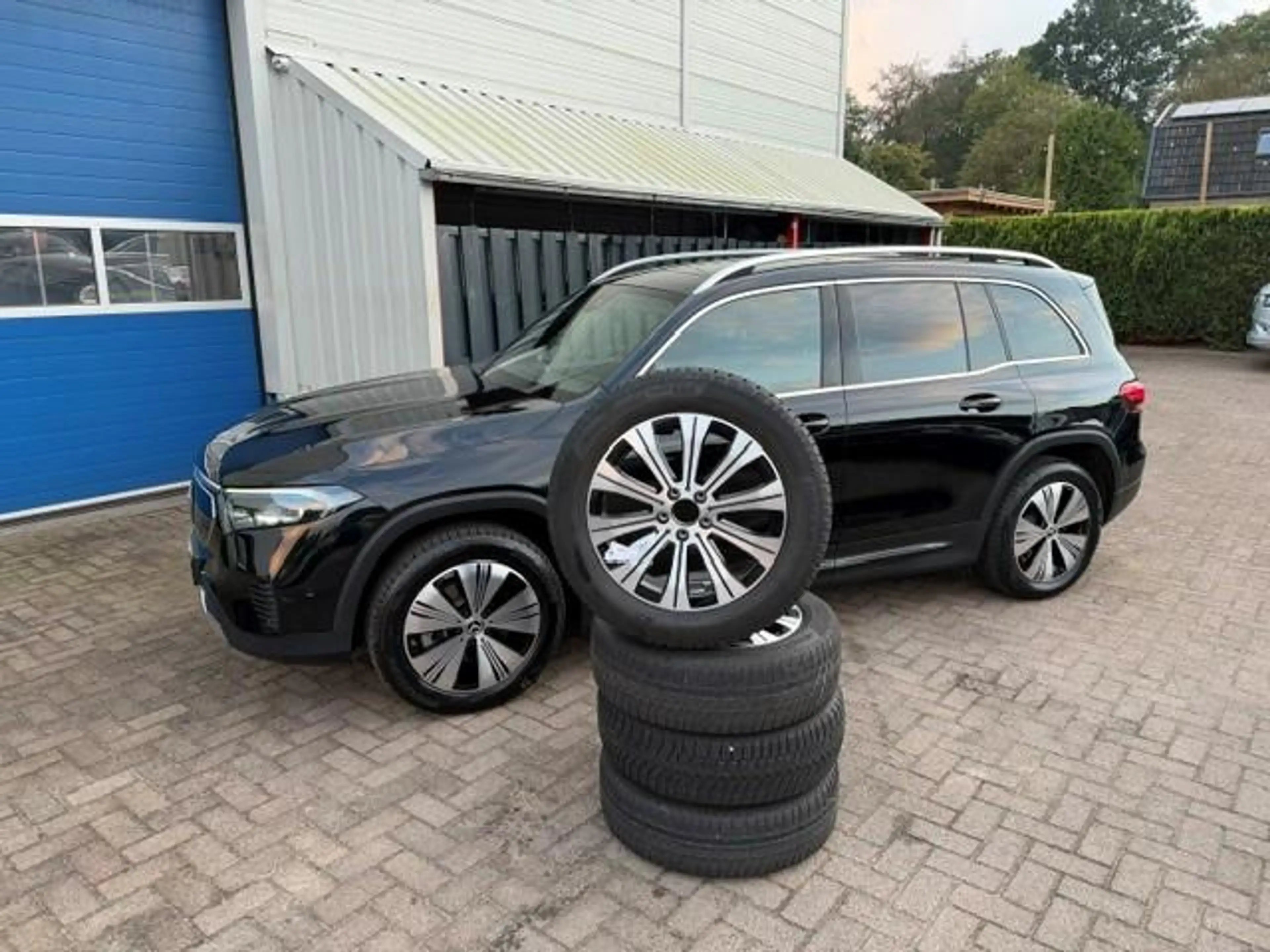 Mercedes-Benz EQB 250 250+ luxury Line 71kWh SOH 96% Panoramadak/Led/Aca — photo 28