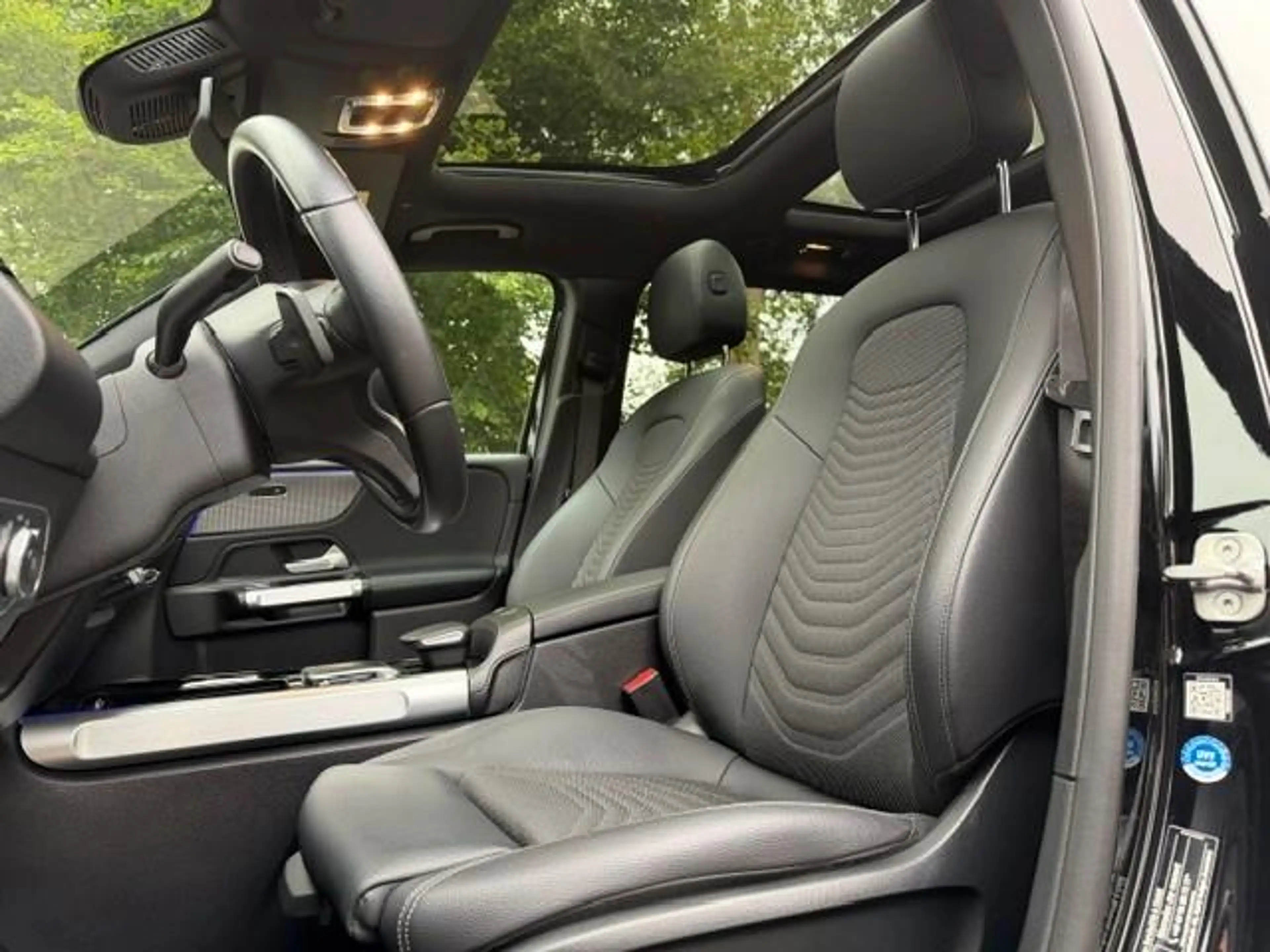 Mercedes-Benz EQB 250 250+ luxury Line 71kWh SOH 96% Panoramadak/Led/Aca — photo 7