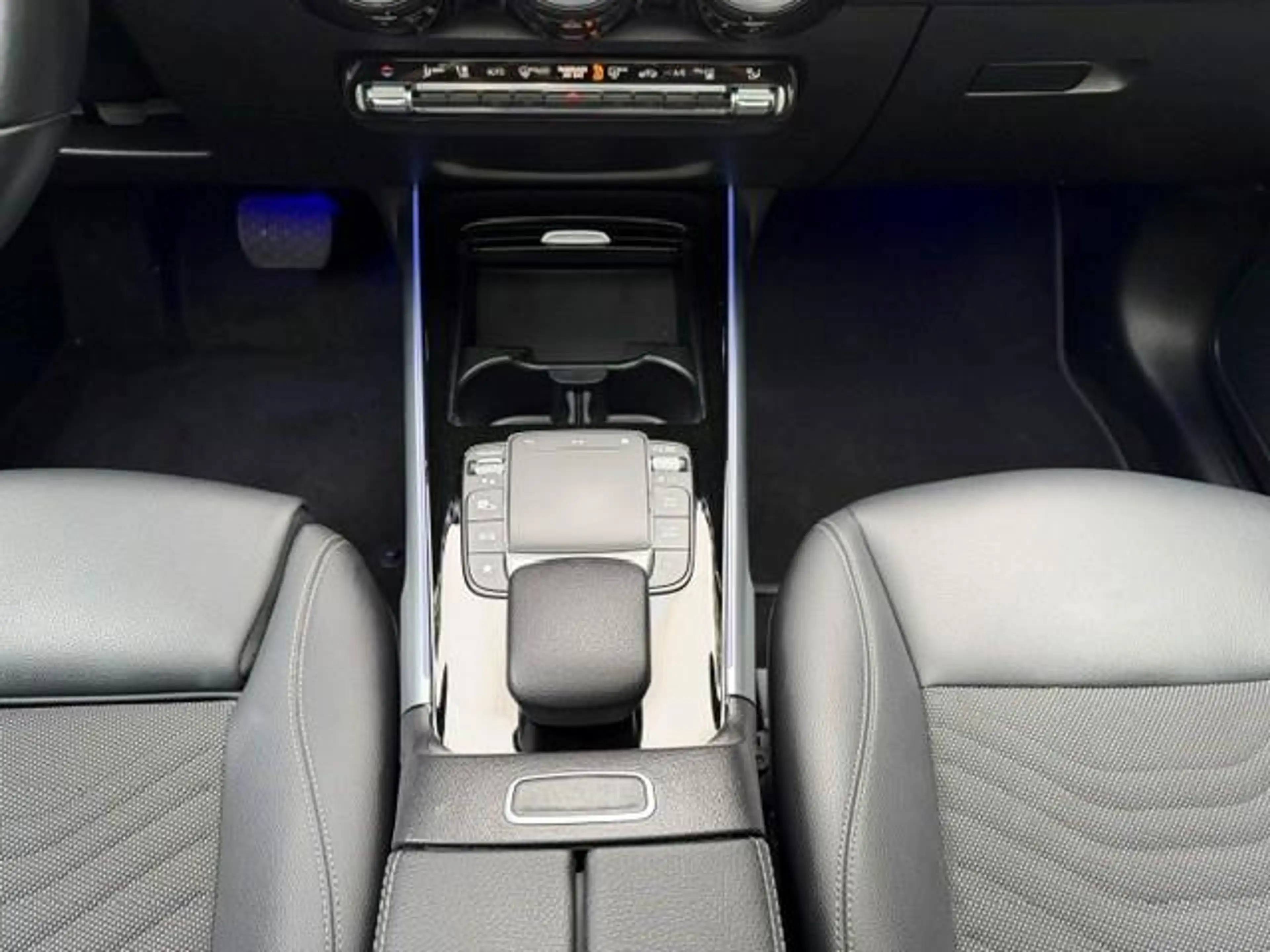 Mercedes-Benz EQB 250 250+ luxury Line 71kWh SOH 96% Panoramadak/Led/Aca — photo 14