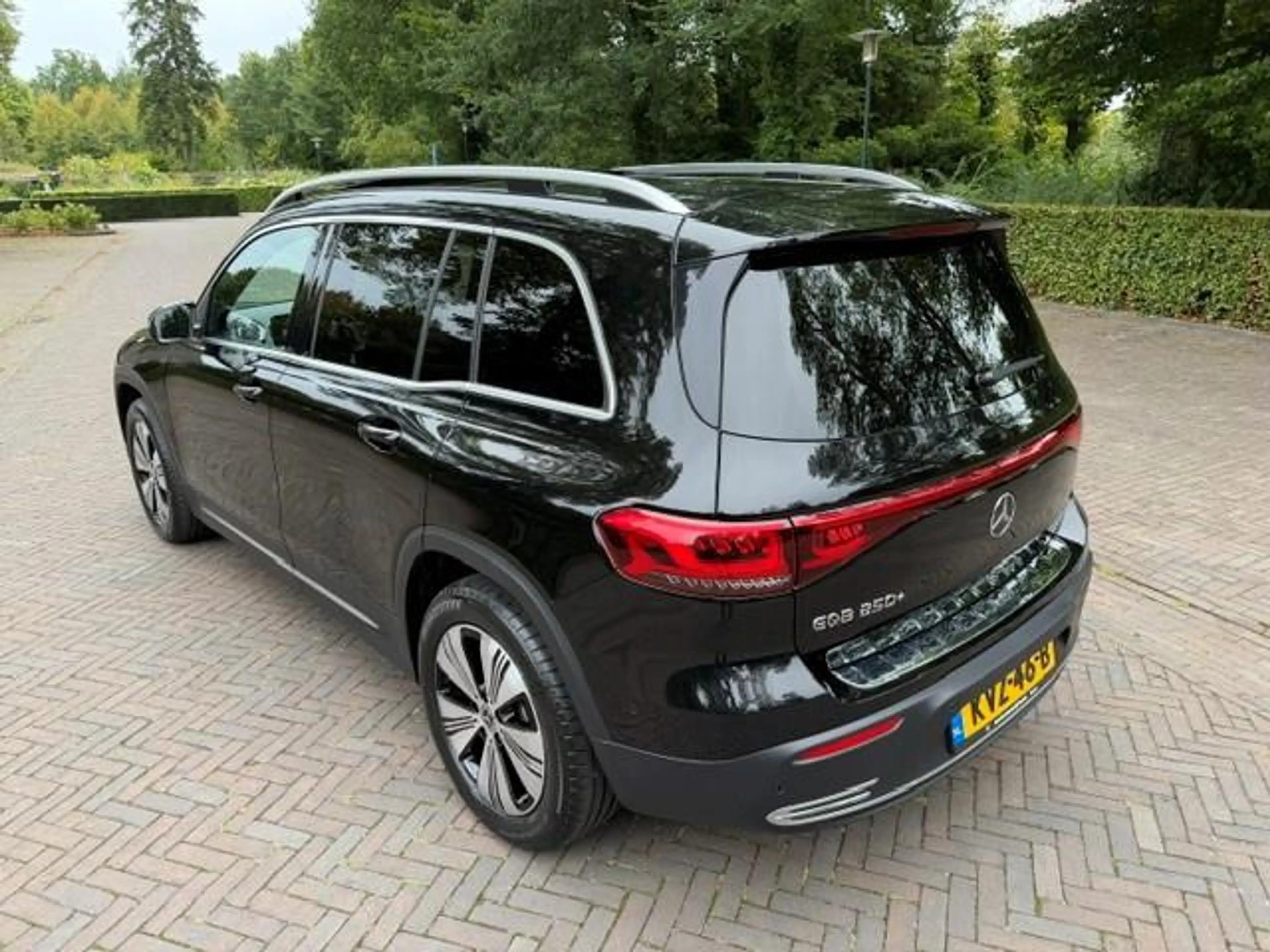Mercedes-Benz EQB 250 250+ luxury Line 71kWh SOH 96% Panoramadak/Led/Aca — photo 5