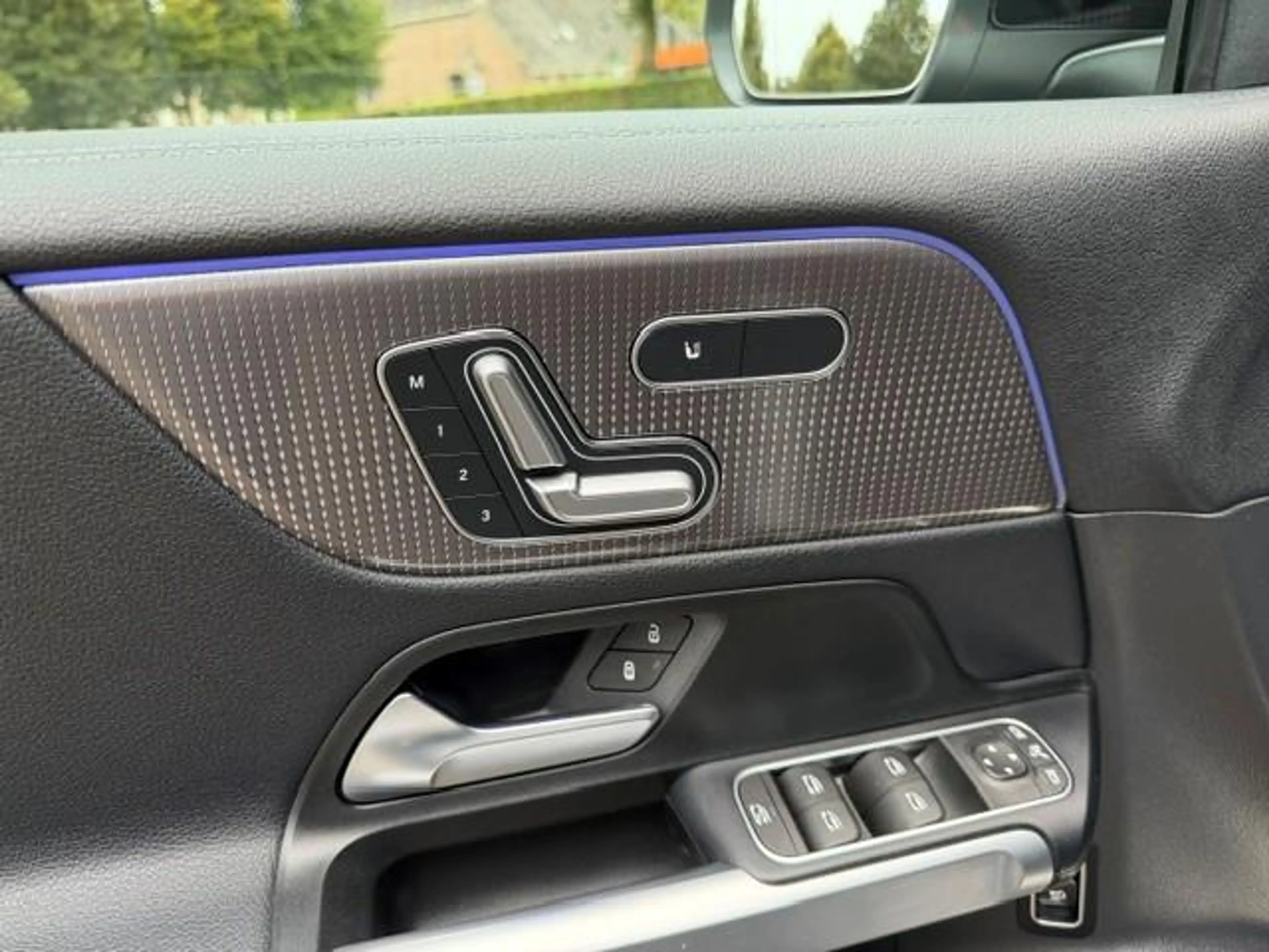 Mercedes-Benz EQB 250 250+ luxury Line 71kWh SOH 96% Panoramadak/Led/Aca — photo 32