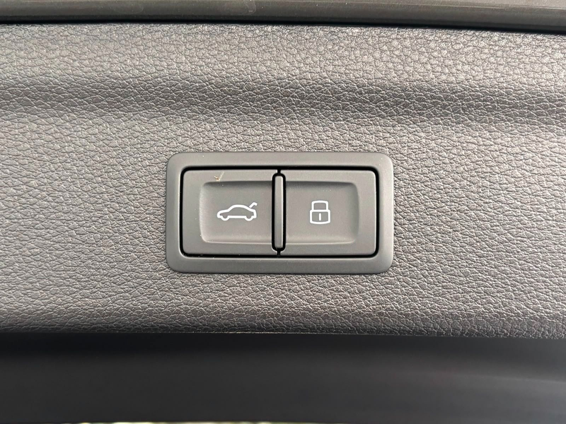 Audi Q3 40 TFSI Quattro S LINE NAVI PANO PDC VIRTUAL — photo 11