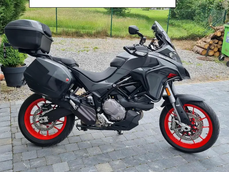 Ducati MULTISTRADA V2 S