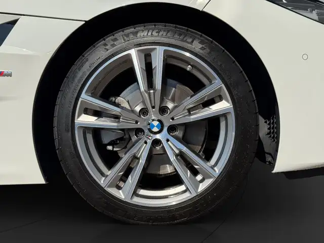 BMW Z4 view 13
