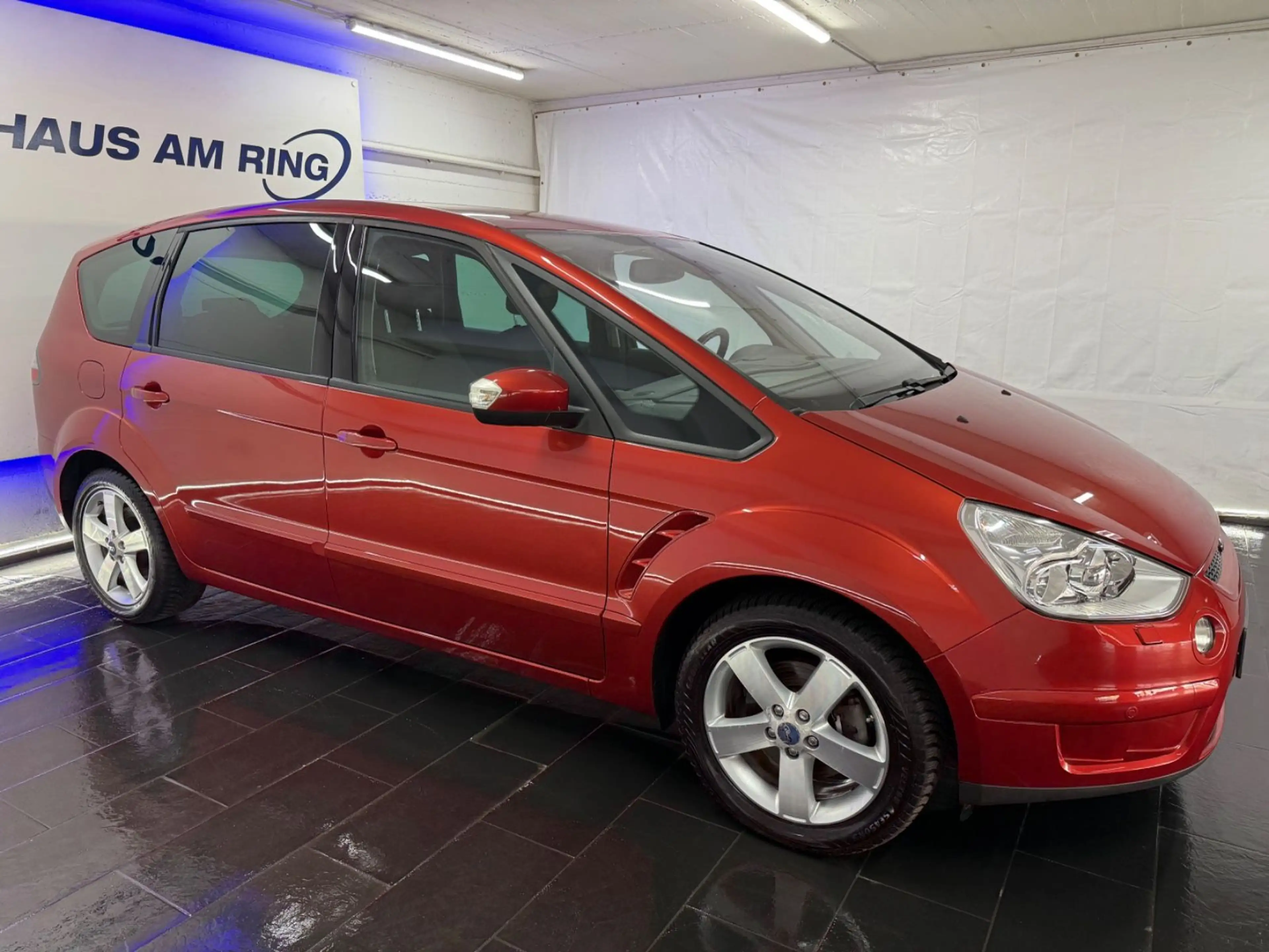 Ford S-Max Titanium 1HD 66TKM ALLWETTER XEN KLIMA PDC — photo 5