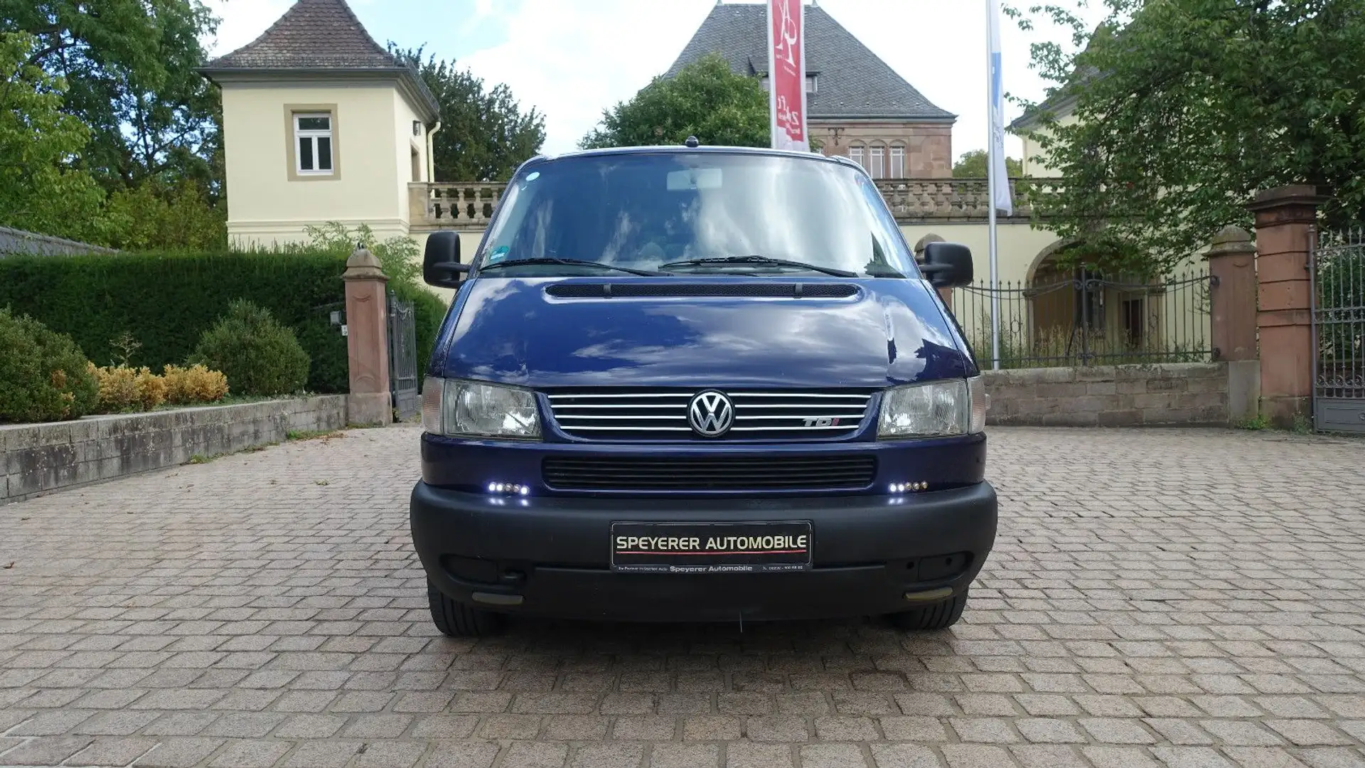 Volkswagen T4 Multivan |7-Sitzer|AHK|Klimaauto.|Tempomat| Синій - 2