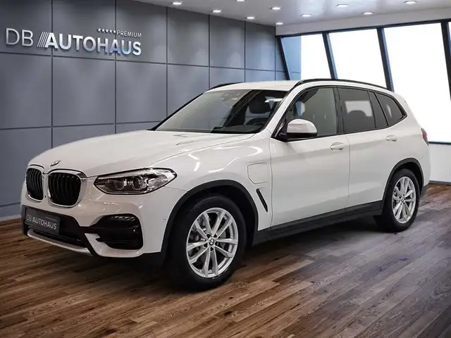 BMW X3 xDrive 30e Advantage Sport-Steptronic
