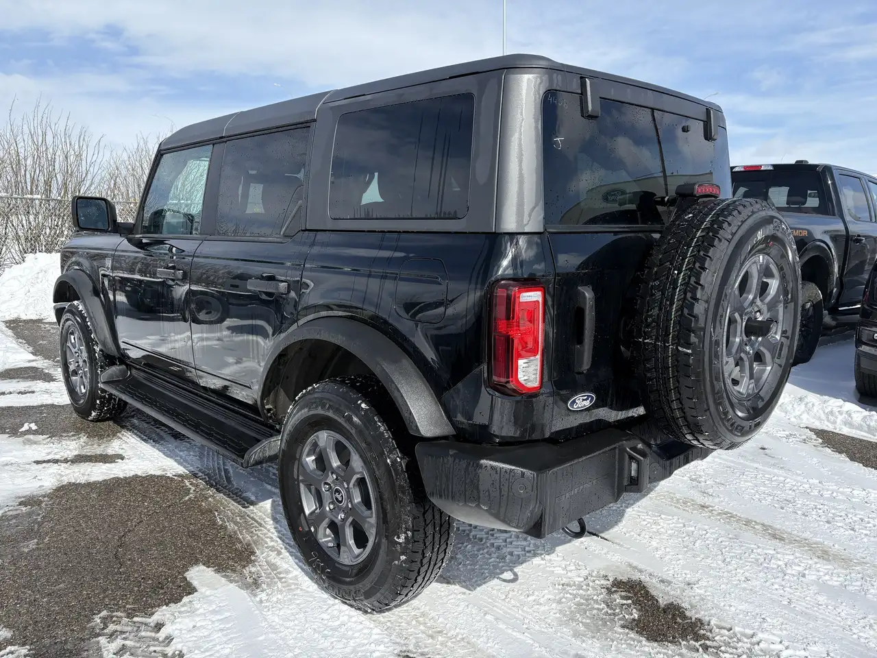 Ford Bronco снимка Ford Bronco