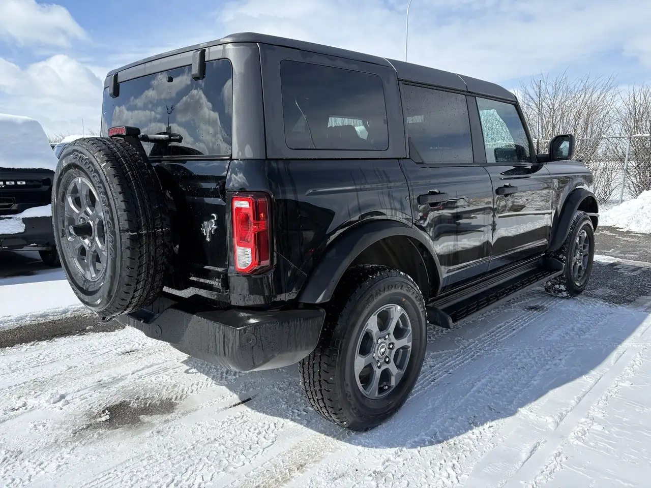 Ford Bronco снимка Ford Bronco