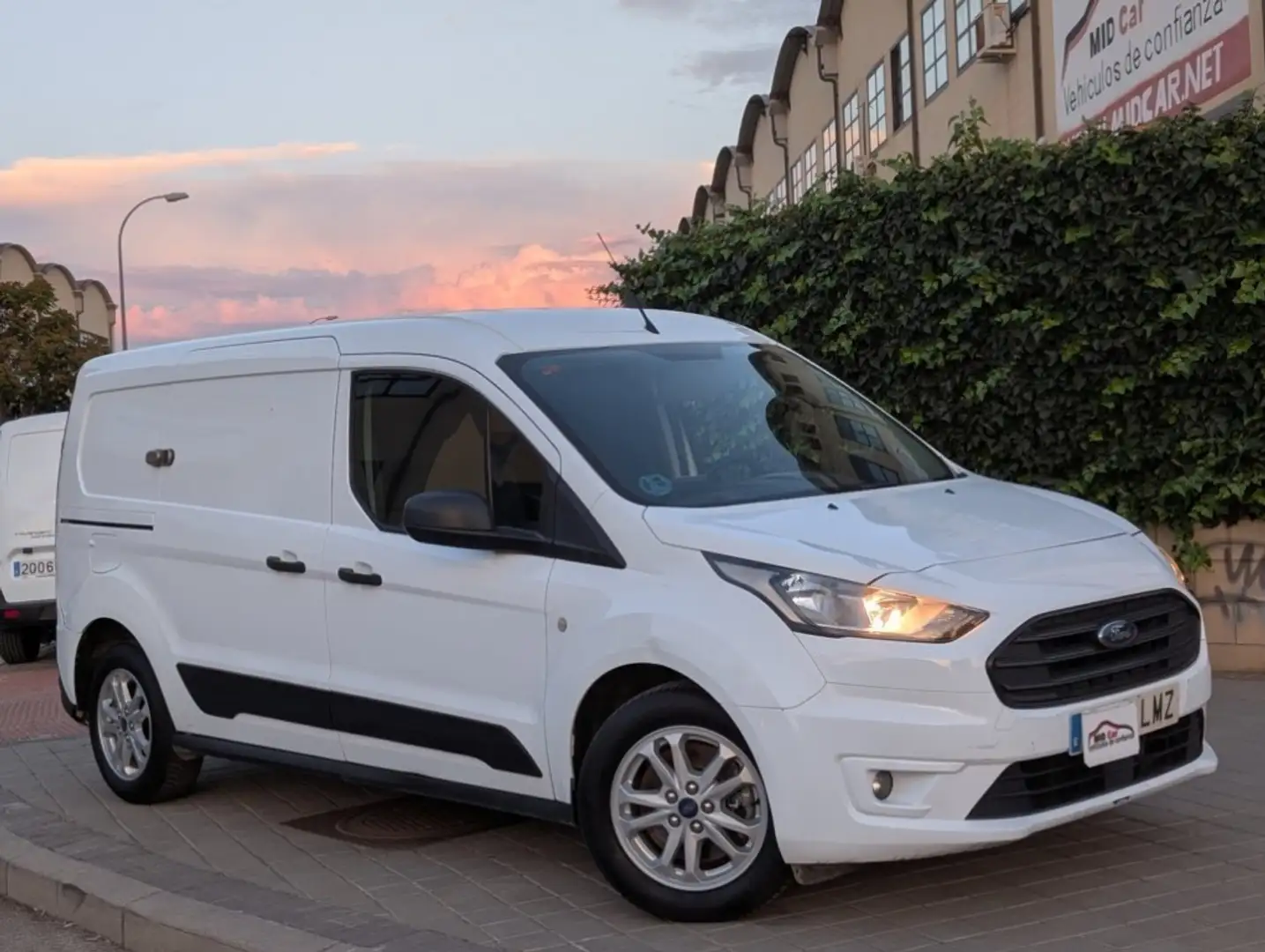 Ford Connect Comercial FT 240 Van L2 S&S Trend 120 (car Wit - 2
