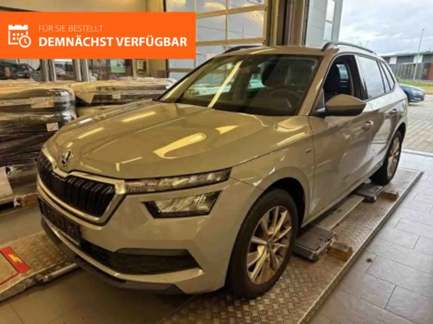 Skoda Kamiq 1,0 TSI DSG Clever ACC Smart Link Grau - 1