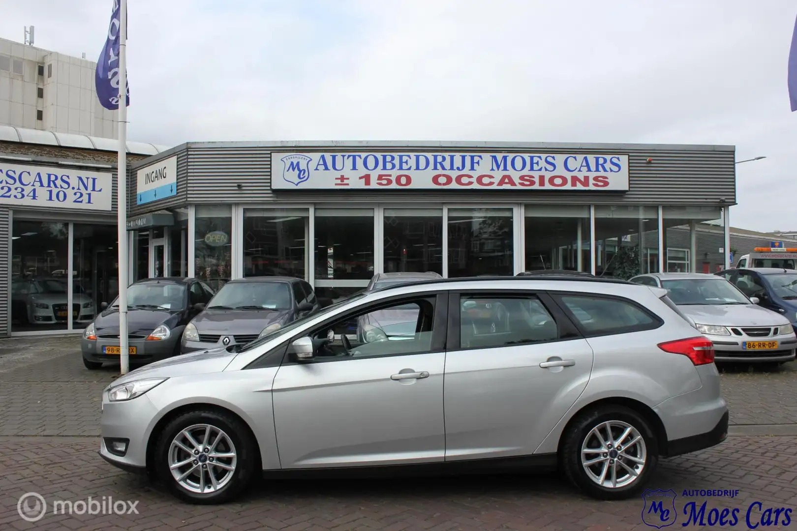 Ford Focus Wagon 1.0 Trend Edition NAVI / CRUISE / CLIMATE Schwarz - 1