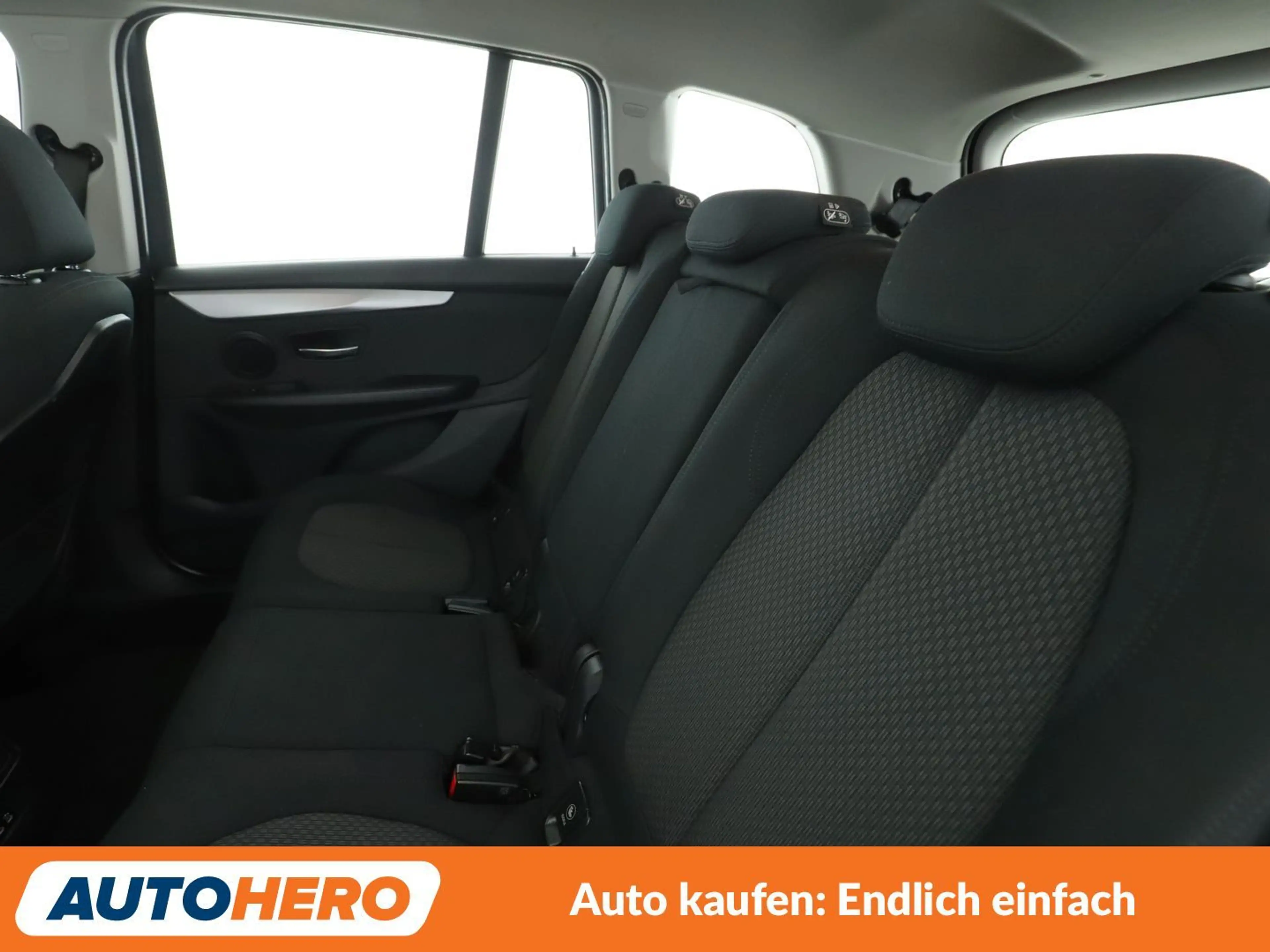 BMW 218 218i Gran Tourer Advantage Aut.*NAVI*TEMPO* — photo 14