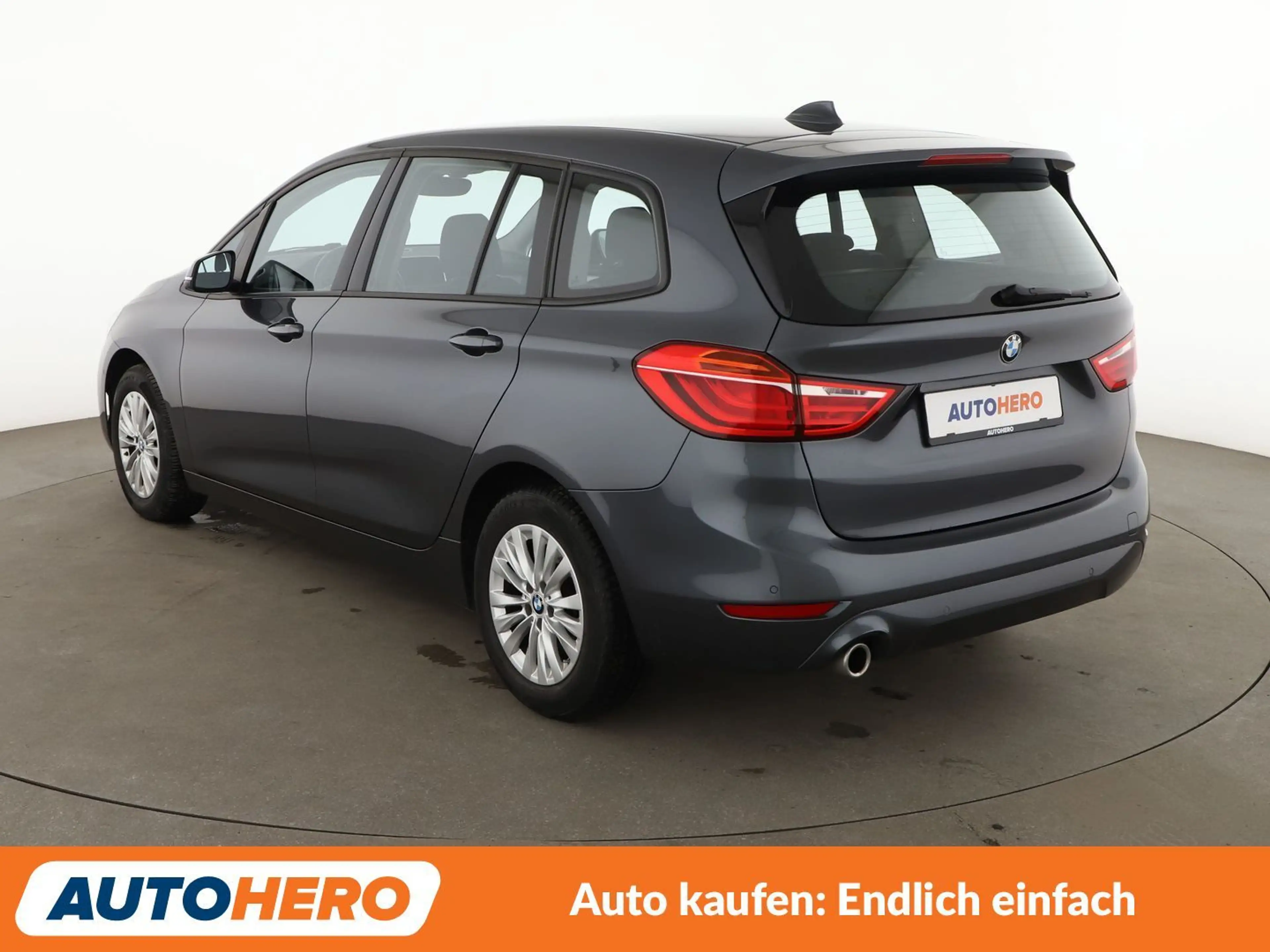 BMW 218 218i Gran Tourer Advantage Aut.*NAVI*TEMPO* — photo 4