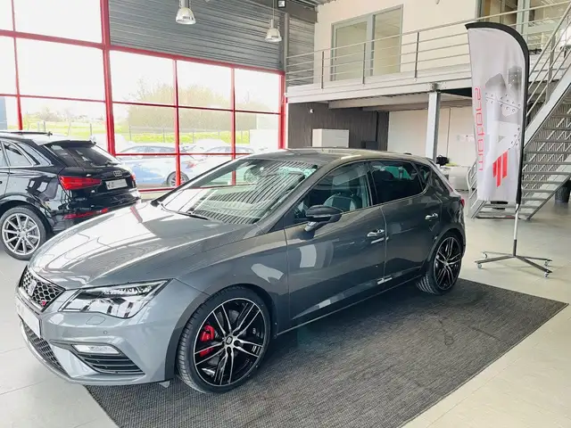 SEAT Leon CUPRA 2,0 TSI 300 GPS DCC REGULATEUR PARK PILOT SOUND FULL LED KEYESS DIGITAL COCKPIT JANT