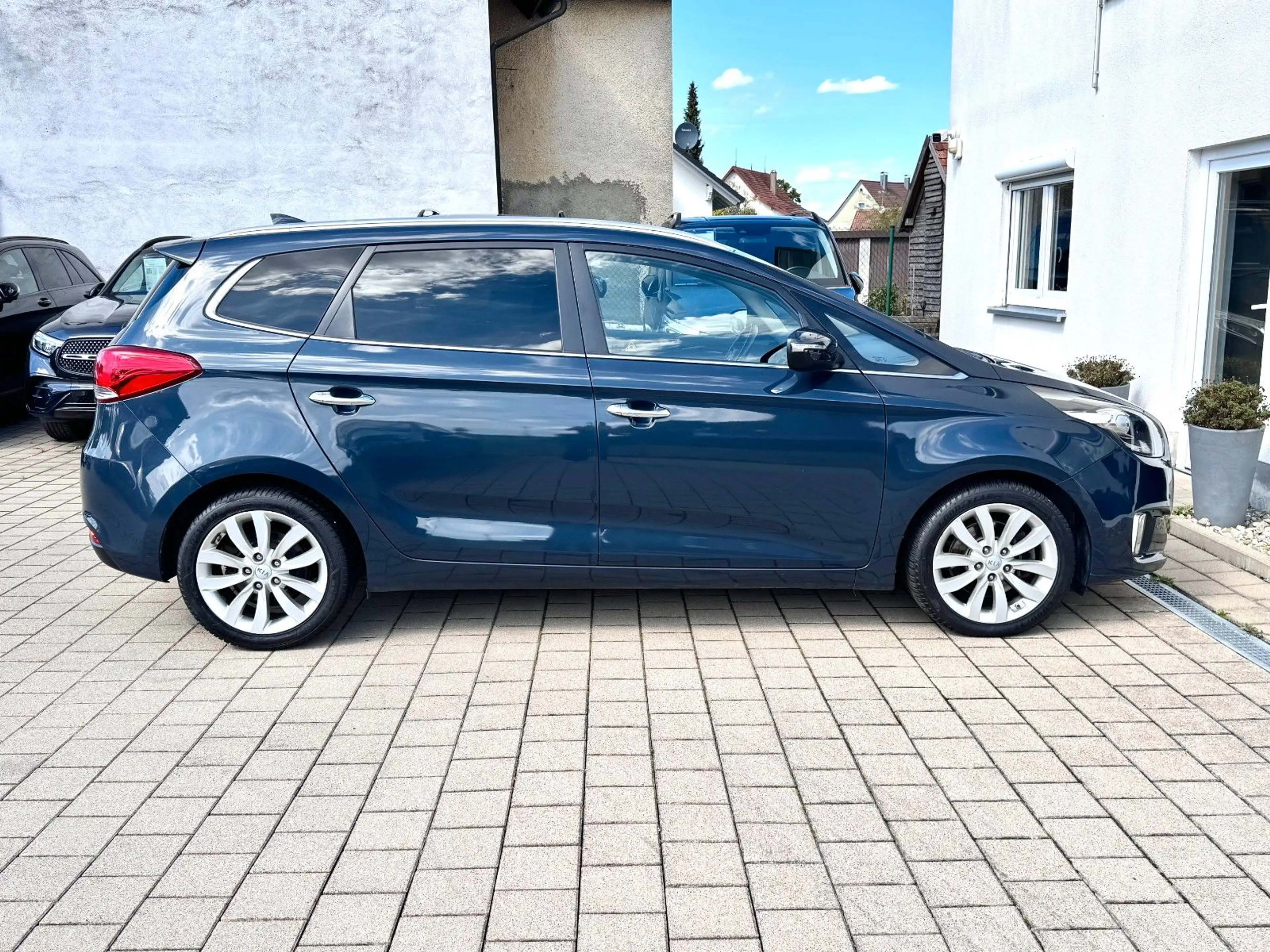 Kia Carens Dream Team*7-SITZER*NAVI*TEMP*KAMERA*SHZ* — photo 4