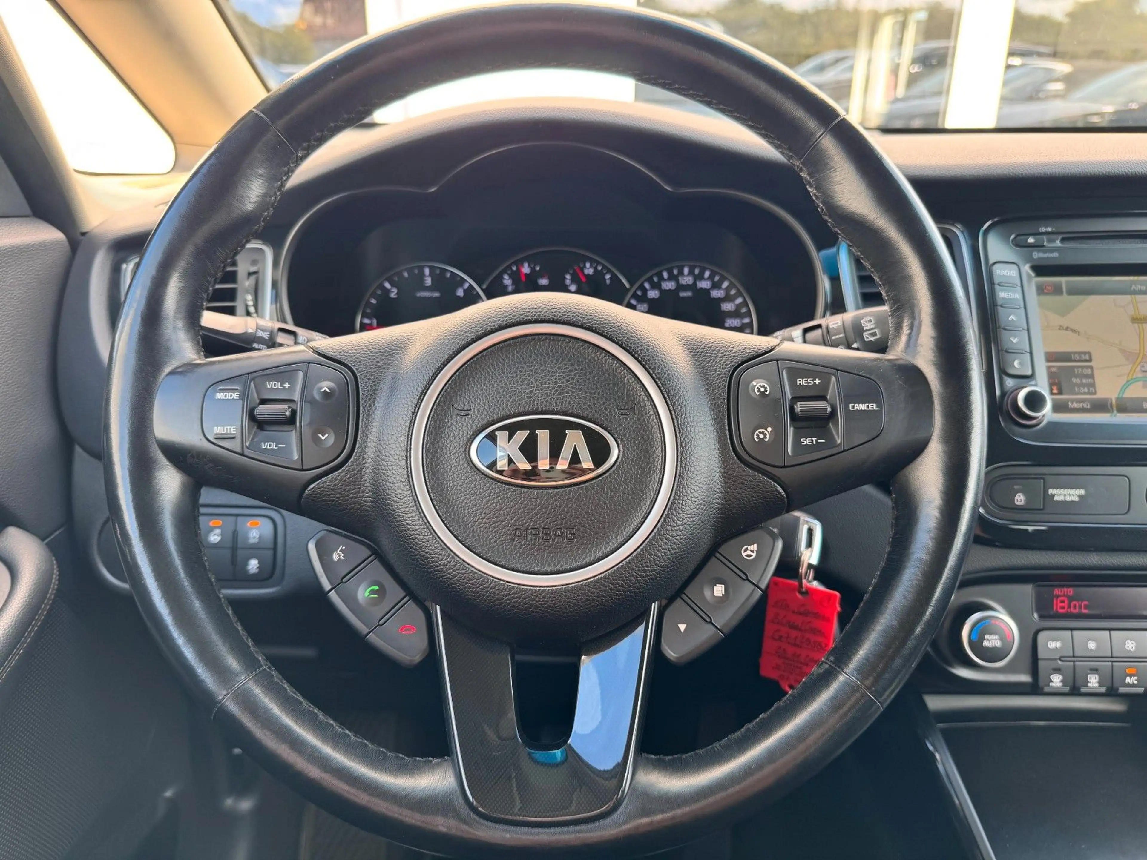 Kia Carens Dream Team*7-SITZER*NAVI*TEMP*KAMERA*SHZ* — photo 24