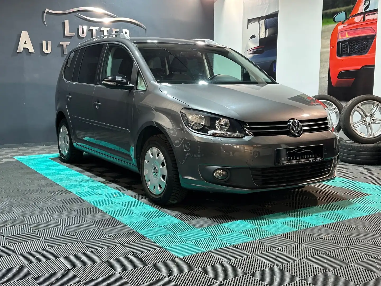 Volkswagen Touran Style*AHK*PDC*MFL*PARK-ASSIT*7-SITZER* Grau - 1