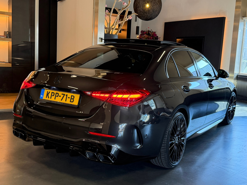Mercedes-Benz C 300 e AMG Night Pano Memory 360Cam. Headup — photo 6