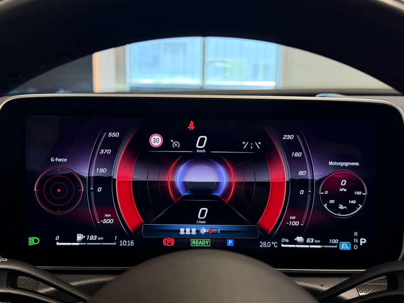 Mercedes-Benz C 300 e AMG Night Pano Memory 360Cam. Headup — photo 25
