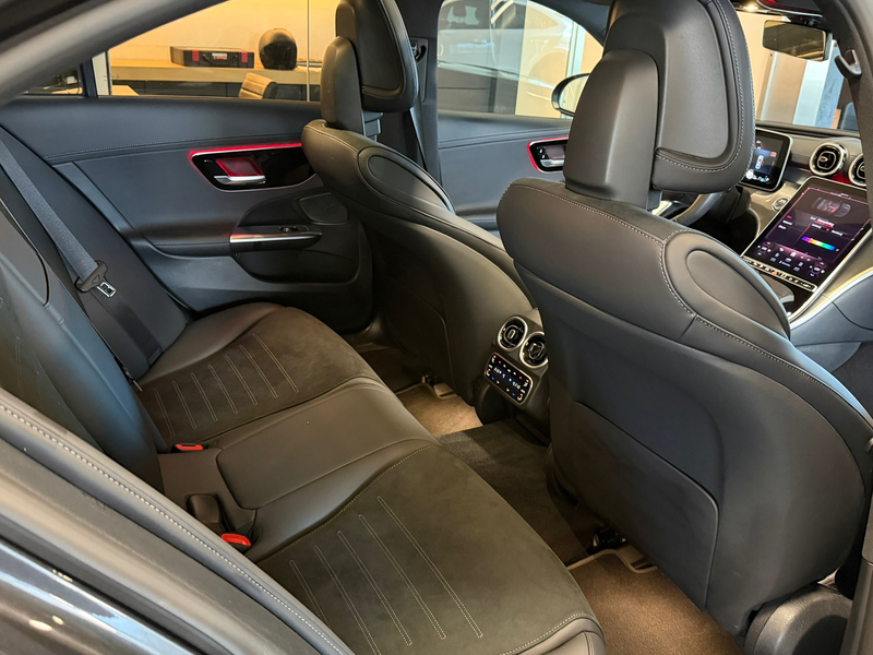 Mercedes-Benz C 300 e AMG Night Pano Memory 360Cam. Headup — photo 30
