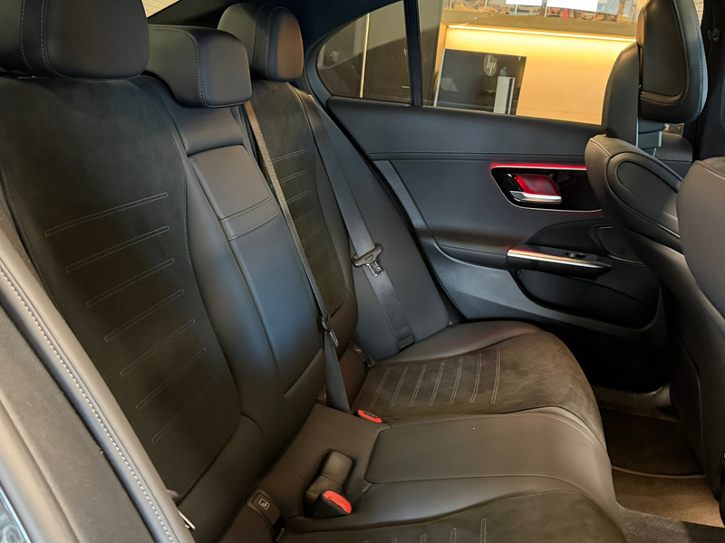 Mercedes-Benz C 300 e AMG Night Pano Memory 360Cam. Headup — photo 27
