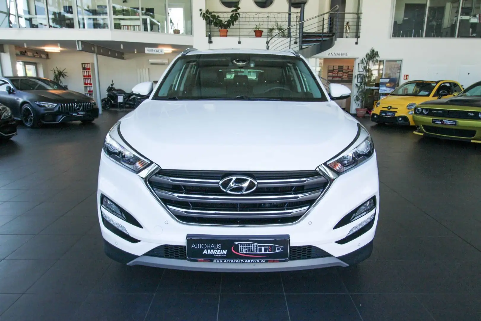 Hyundai TUCSON Style 4WD 2.0 CRDi/Navi/Klima/Kamera/DAB+ Wit - 2