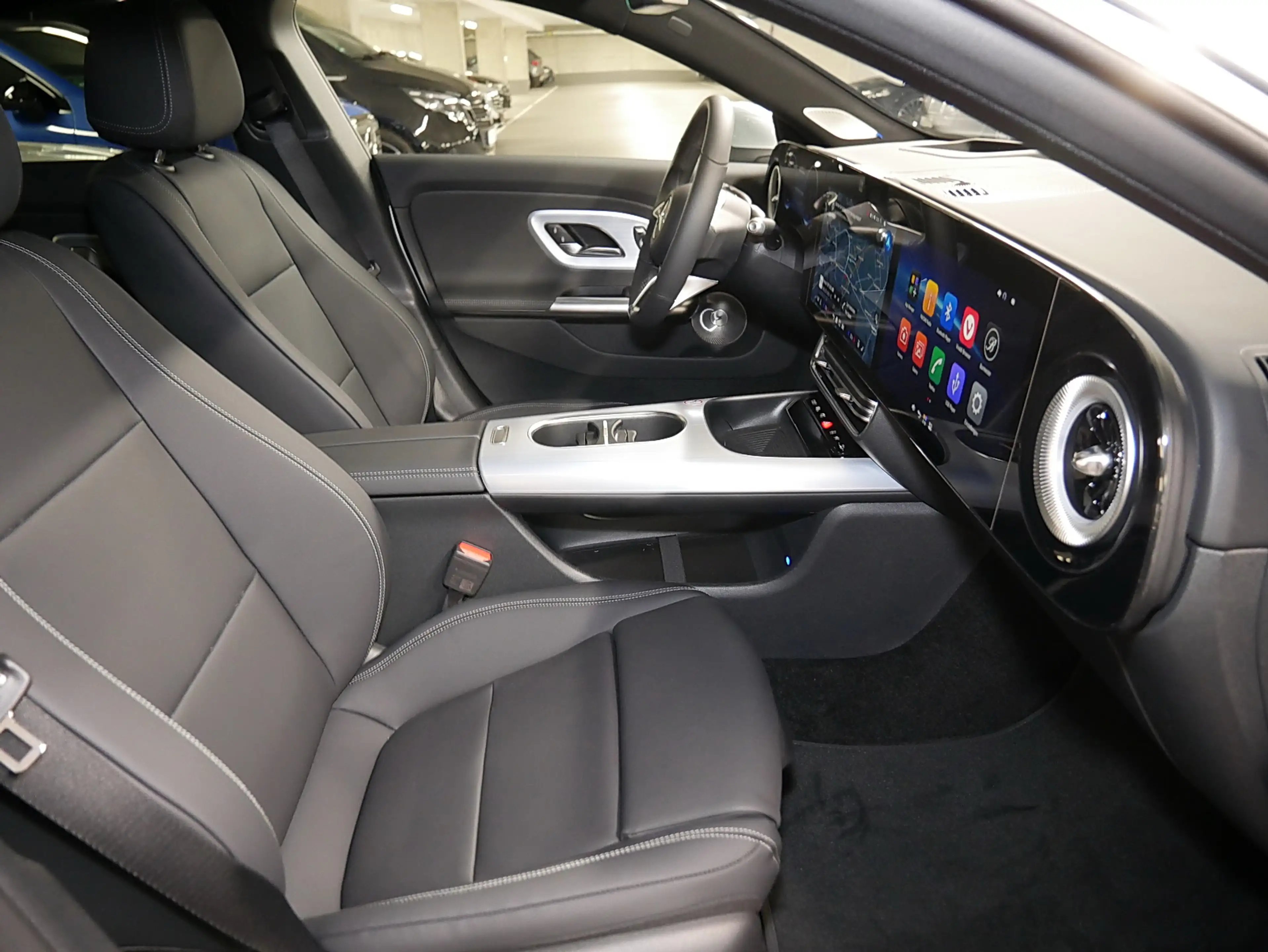 Mercedes-Benz CLA 250 + mit EQ Technologie AMG MBUX Progressive — photo 6