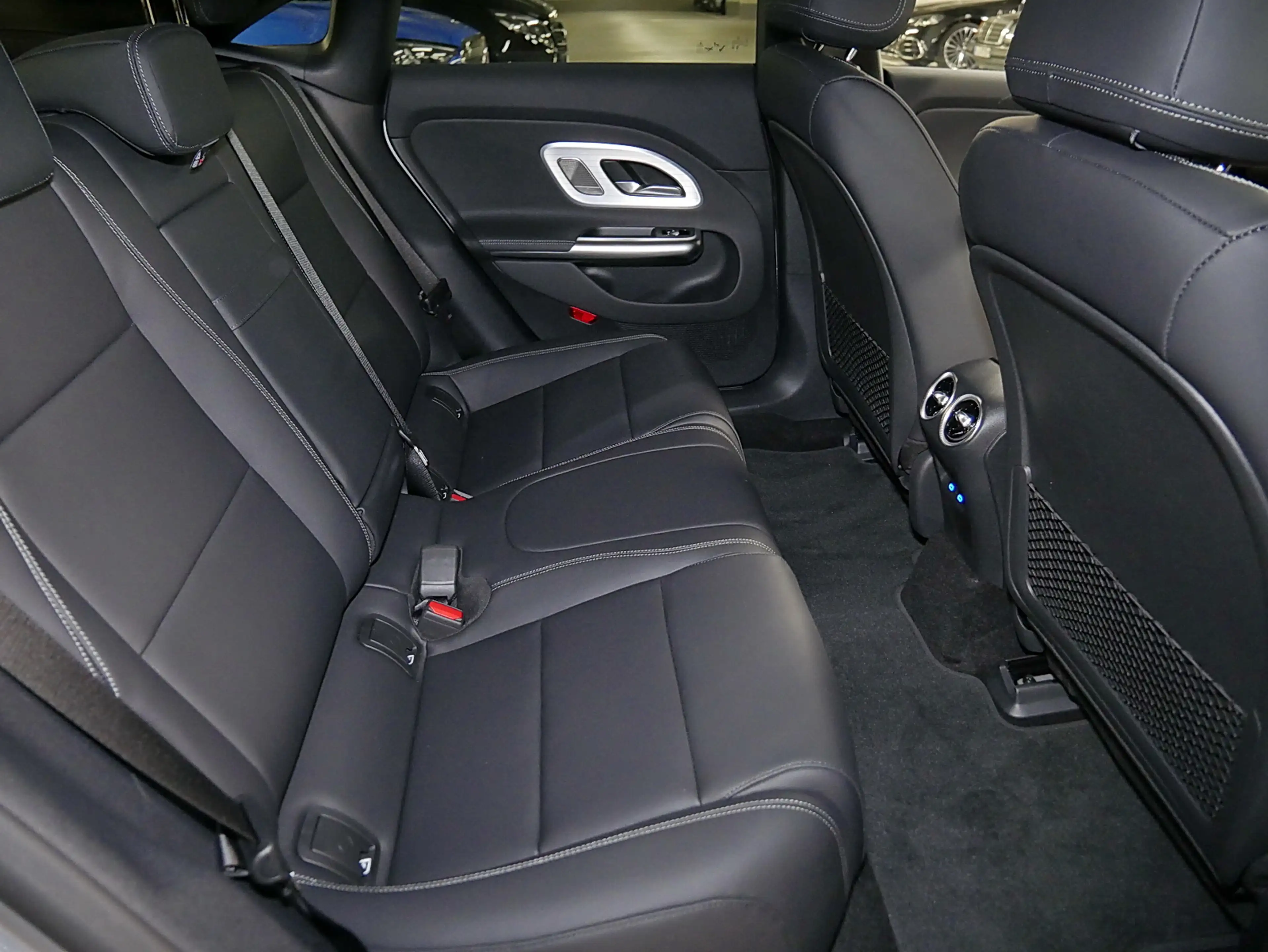 Mercedes-Benz CLA 250 + mit EQ Technologie AMG MBUX Progressive — photo 7