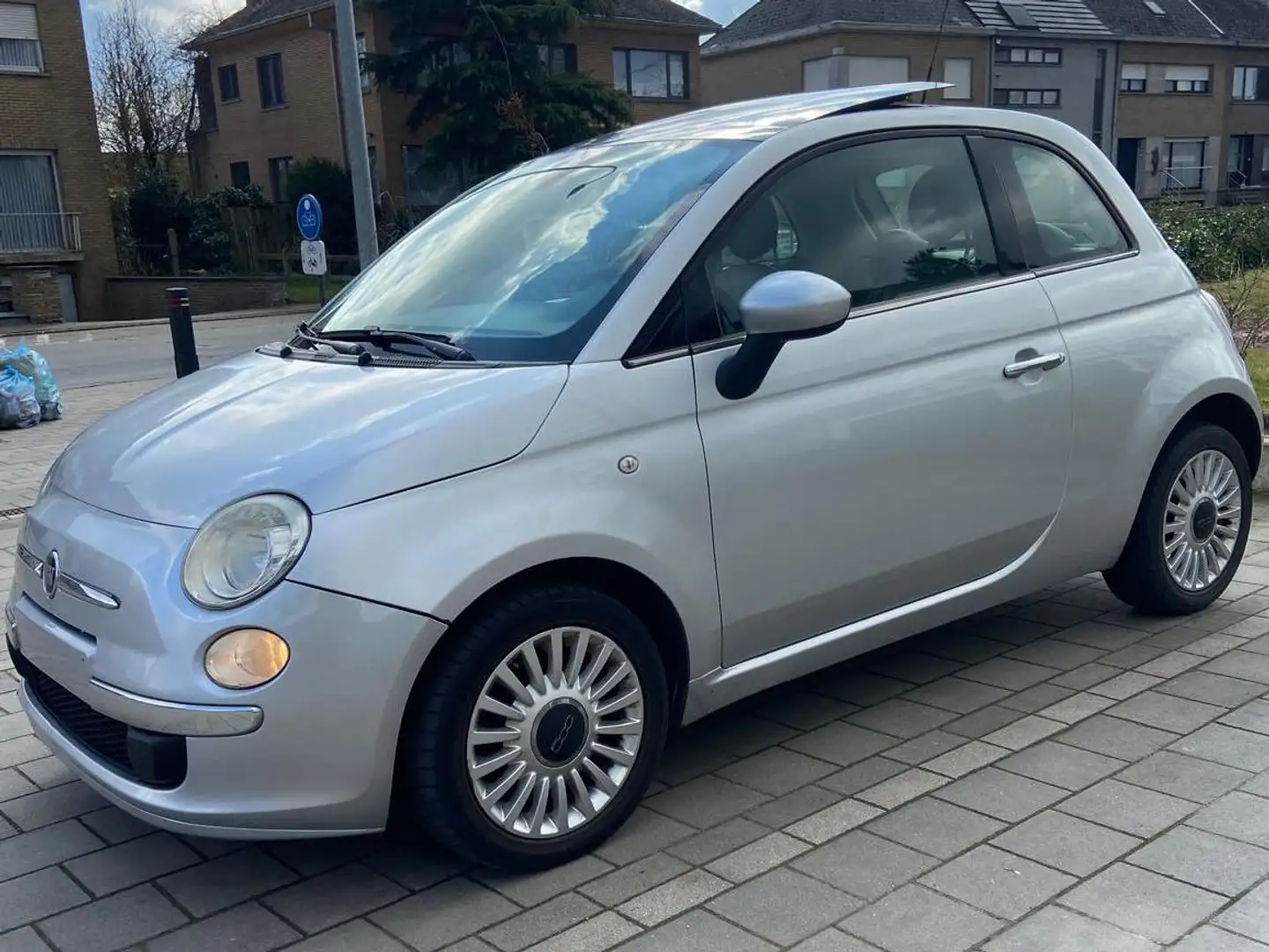 Fiat 500 1.2i boîte auto , CAR PLAY , Toit Panoramique Grey - 1