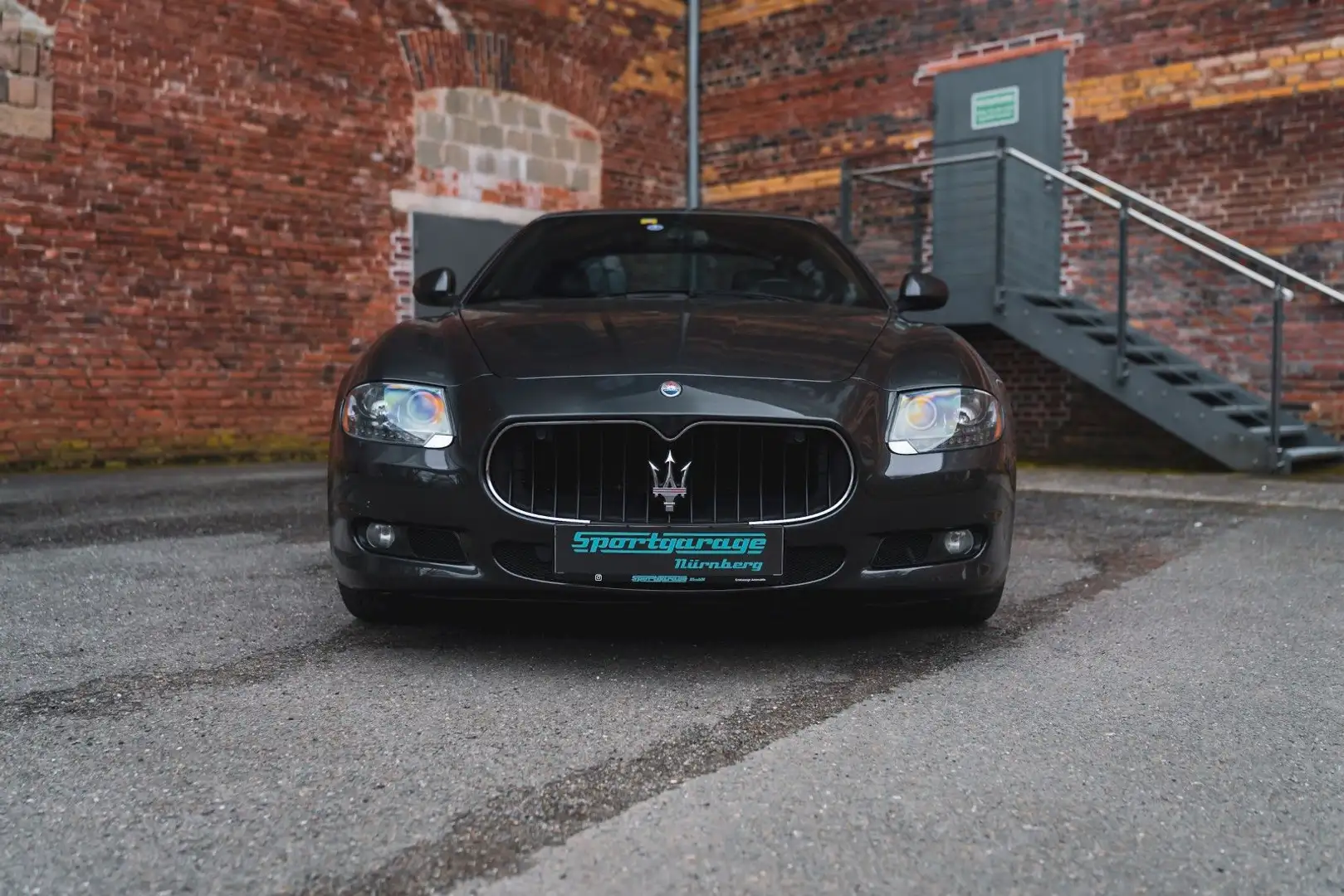 Maserati Quattroporte 4.7 V8 Sport GT S *1.Hand*MwSt.* Šedá - 2