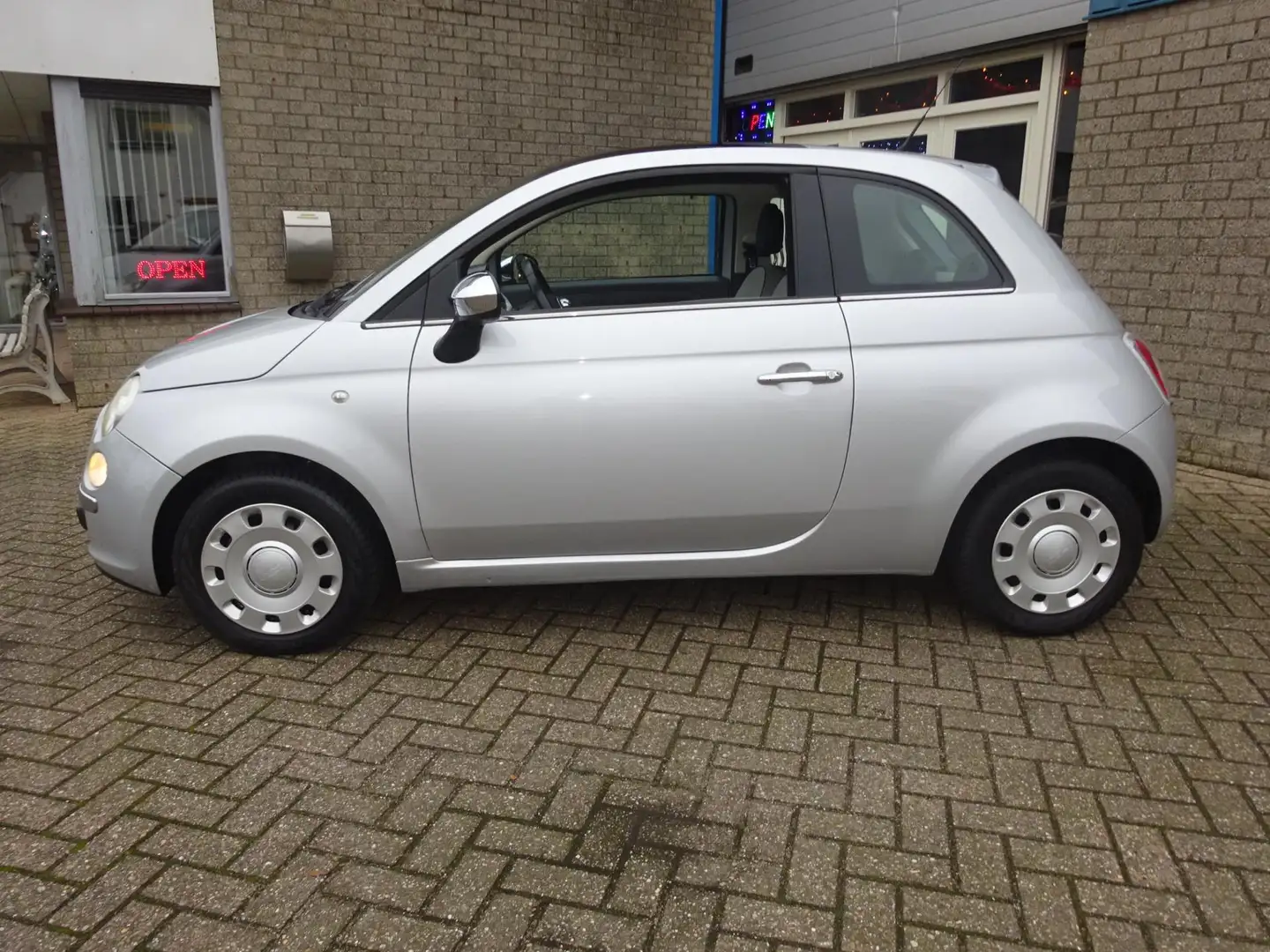 Fiat 500 1.2 Lounge Grijs - 2