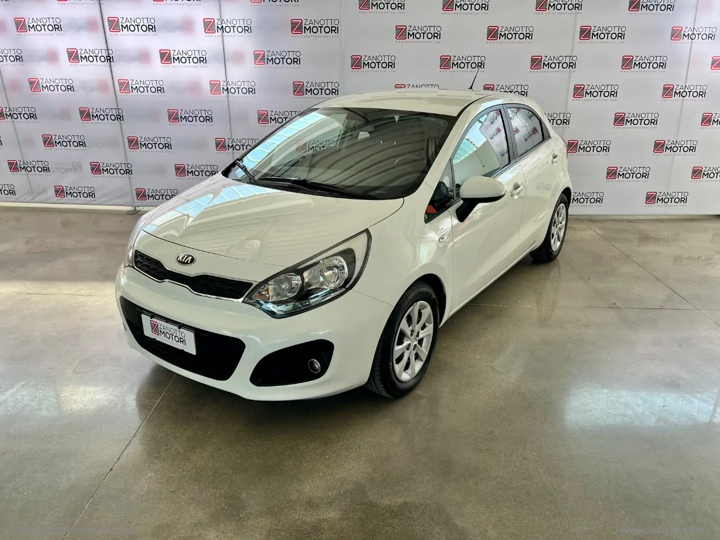 Kia Rio 1.2 CVVT 5p. ECO GPL Active Bianco - 1