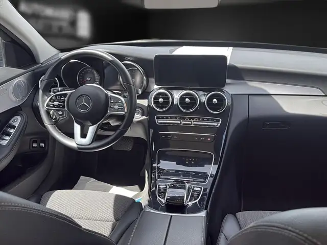 Mercedes-Benz C-Class view 15