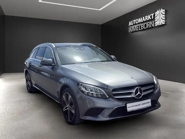 Mercedes-Benz C-Class view 2