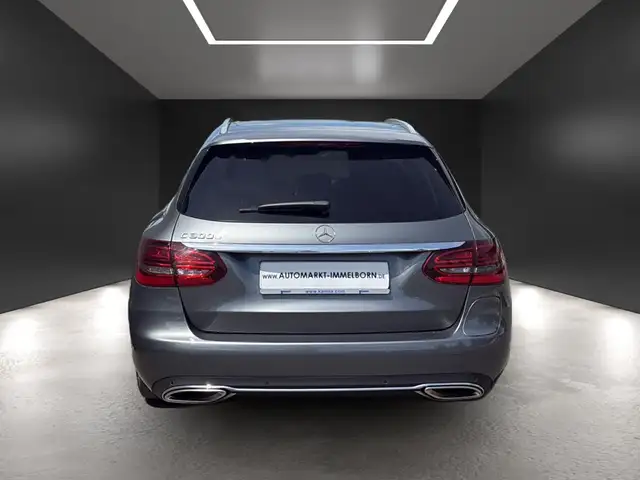 Mercedes-Benz C-Class view 11