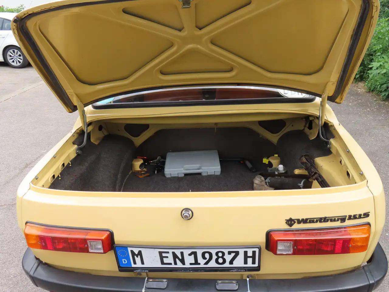 Wartburg 353 S (= Sonderwunsch), HU 06/2028, foto 9