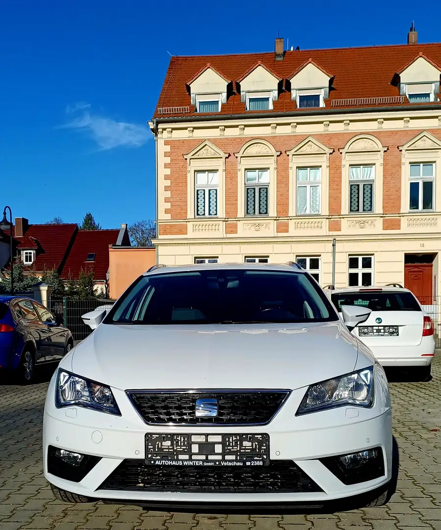 SEAT Leon Leon ST 1.0 TSI Style*Klima*PDC*Sitzheizung* Weiß - 2