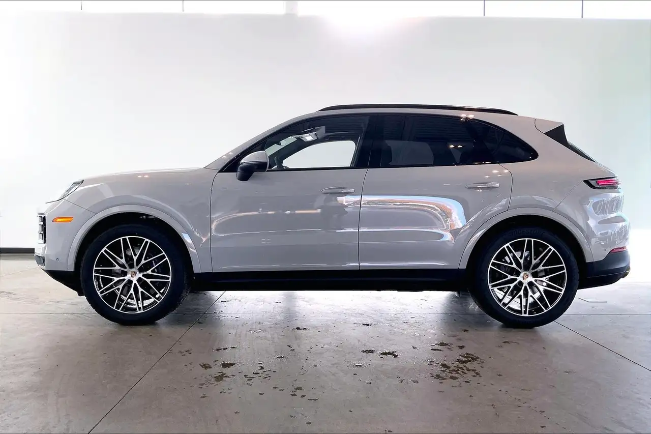 Porsche Cayenne снимка Porsche Cayenne
