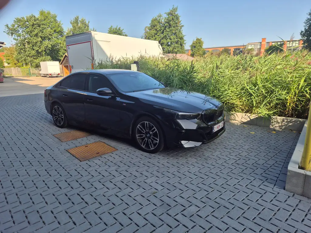 BMW i5 2025 из Европы — купить под ключ