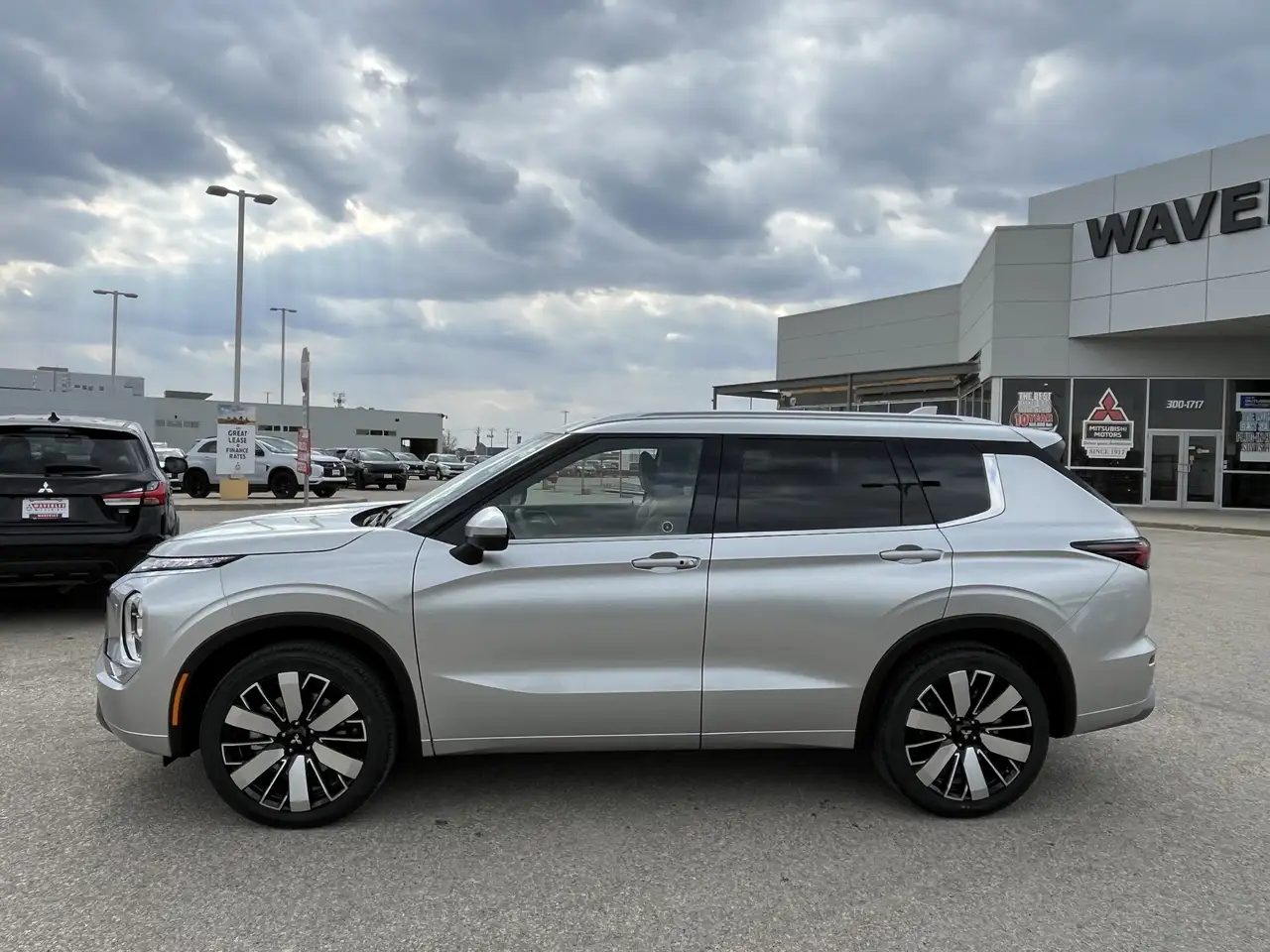 Mitsubishi Outlander снимка Mitsubishi Outlander