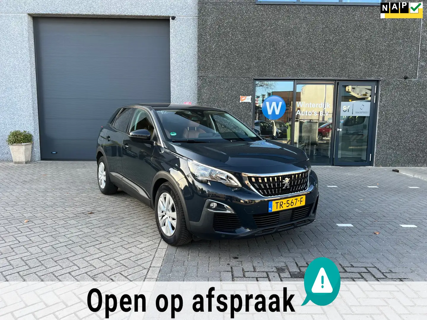 Peugeot 3008 1.2 Executive Clima! Cruise! Camera! Navi! Nap! Grijs - 1