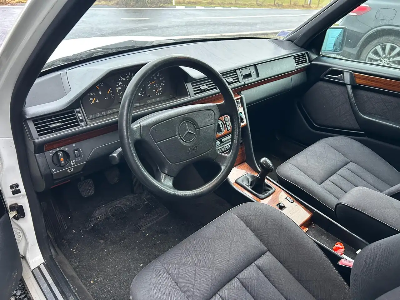Mercedes-Benz E 250 Clim, V.e,v.c, foto 8