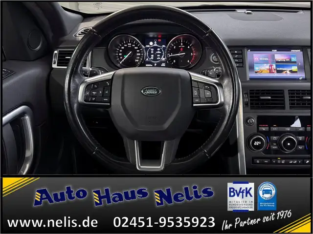 Land Rover Discovery Sport view 11