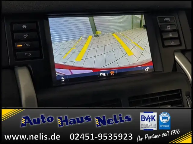 Land Rover Discovery Sport view 13