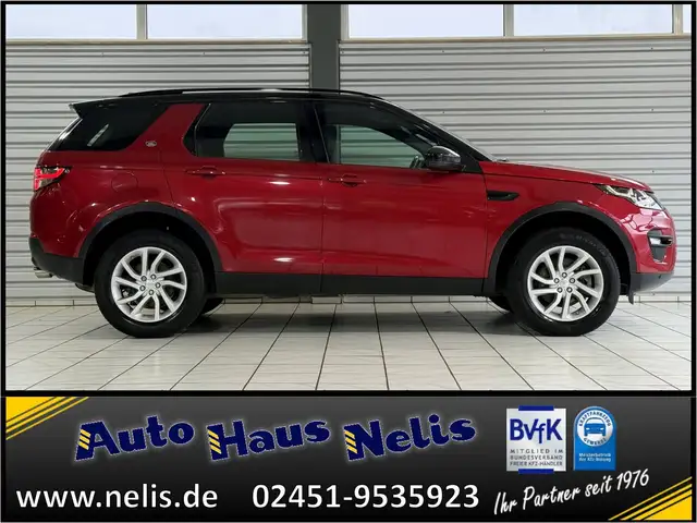 Land Rover Discovery Sport view 4