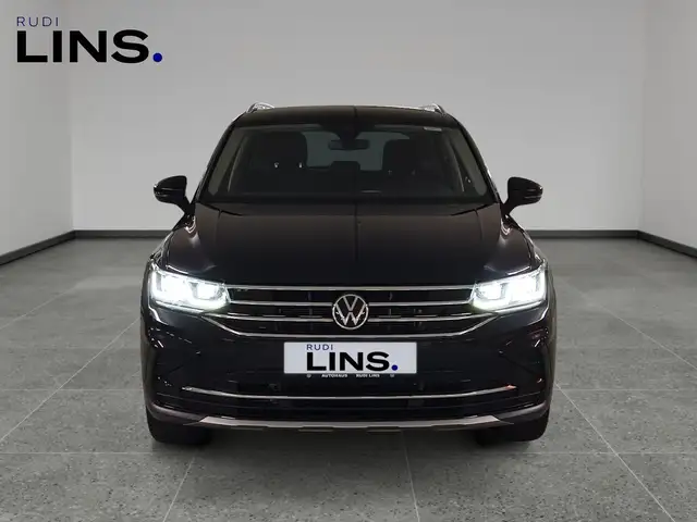 Volkswagen Tiguan view 8